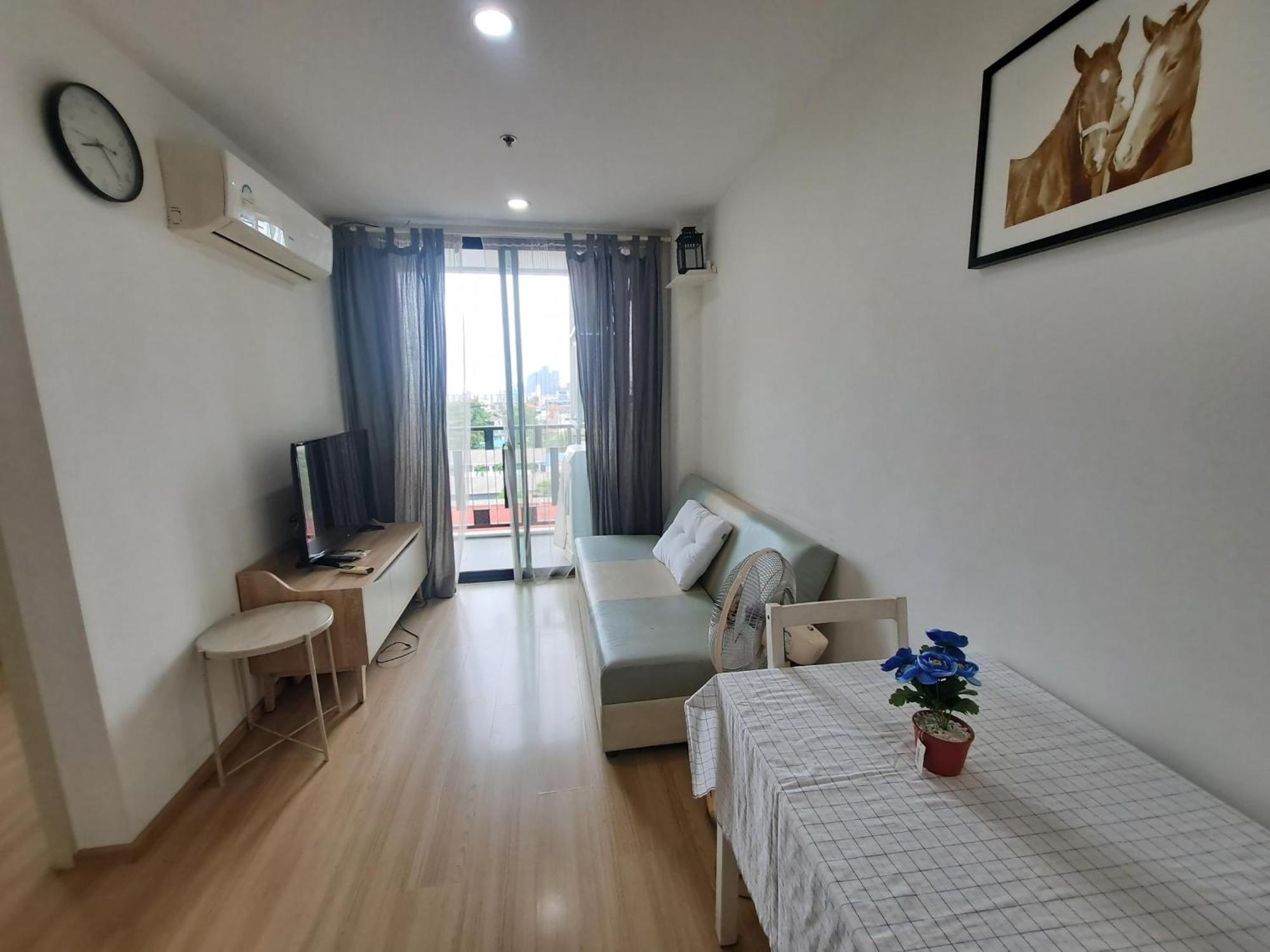 Condo In Bangkok With Swimming Pool Near Malls And Train Exterior foto